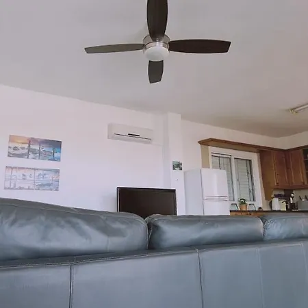Frederick 2br Penthouse *