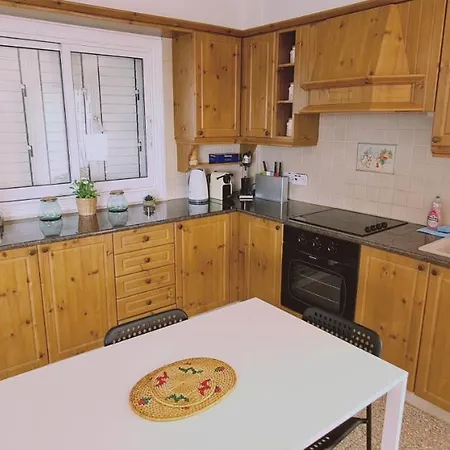 Frederick 2br Penthouse *