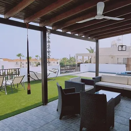 Frederick 2br Penthouse *